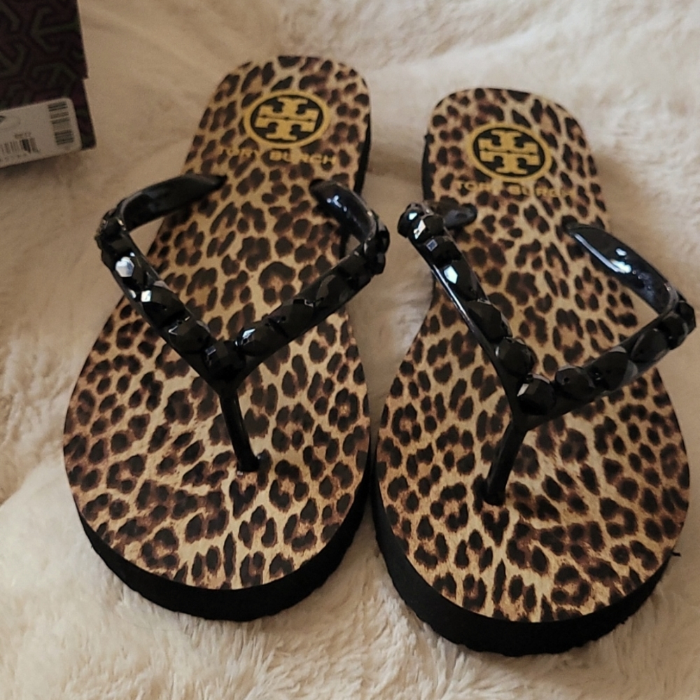 Tory Burch Jeweled Thin Flip Flop  size 6 style 42615 Color: Black / Leopard